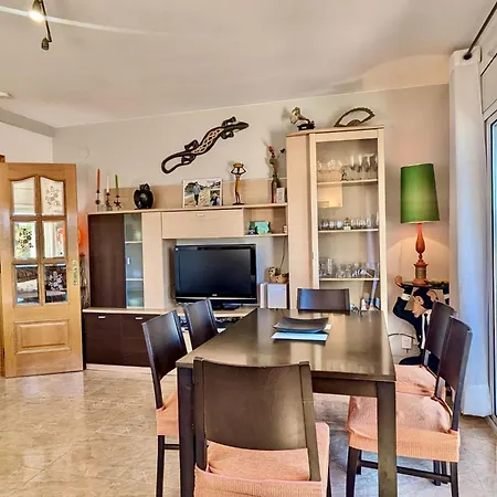 Apartamento Evh125 Con Balcon Cerca Del Centro *
